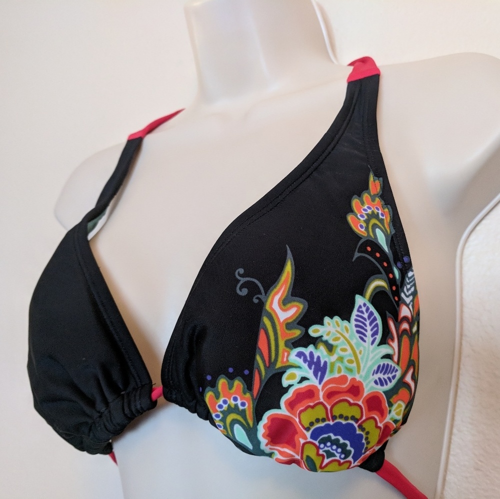 Athleta Black Paisley Bikini Top sz M